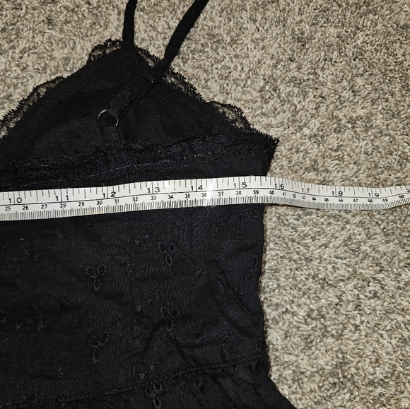 GUESS Black Eyelet Zip-Up Camisole - Picture 6 of 7